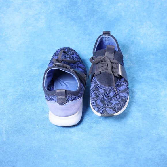 EUC Cole Haan 2.0 Studiogrand Knit Sneakers - sz 10 - Picture 4 of 7